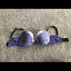 Victoria’s Secret Push Up Bra 32DD